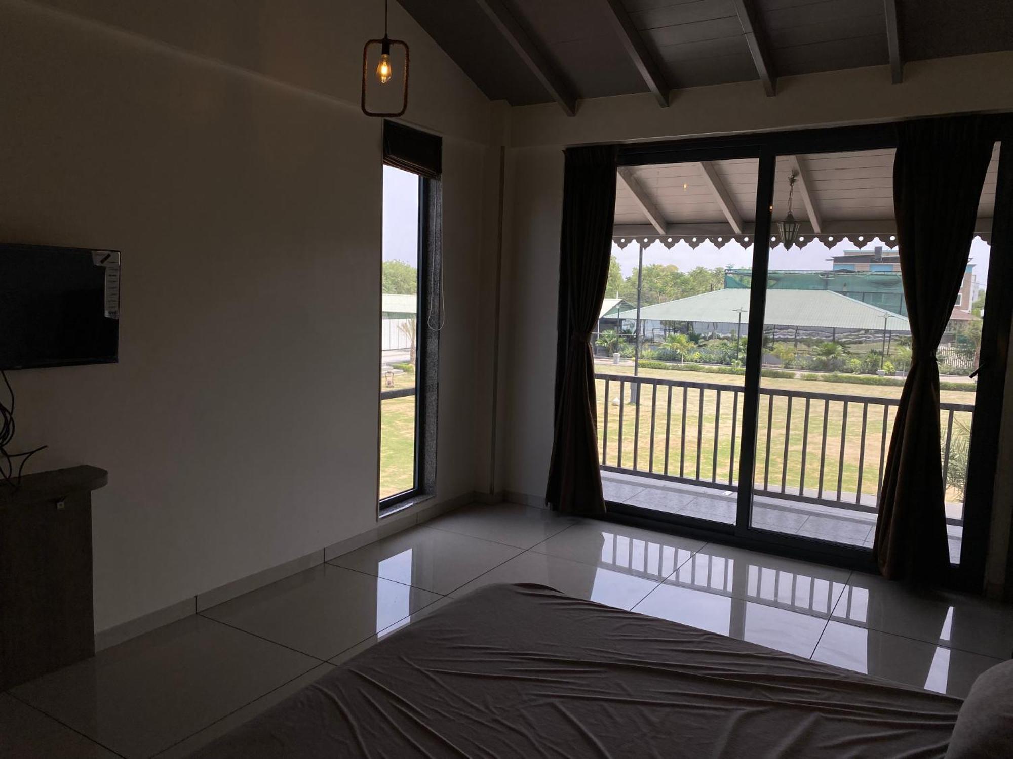 The Pavilion Park Resort 马莱冈 外观 照片