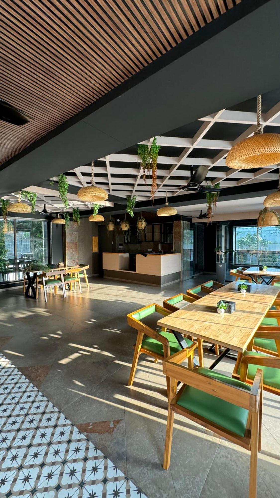 The Pavilion Park Resort 马莱冈 外观 照片